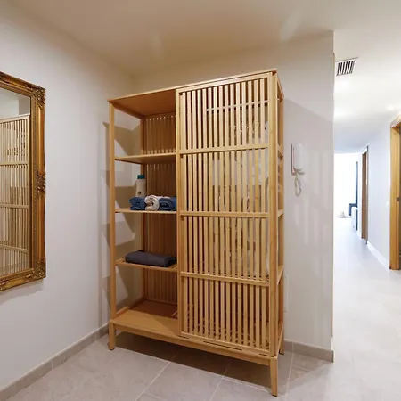 Mediterranean Apartment *
