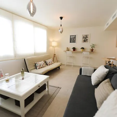 Mediterranean Apartment *